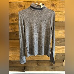 Madewell Gray Turtleneck Top